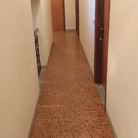 イン Marconi Craveggia