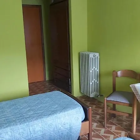 イン Marconi Craveggia